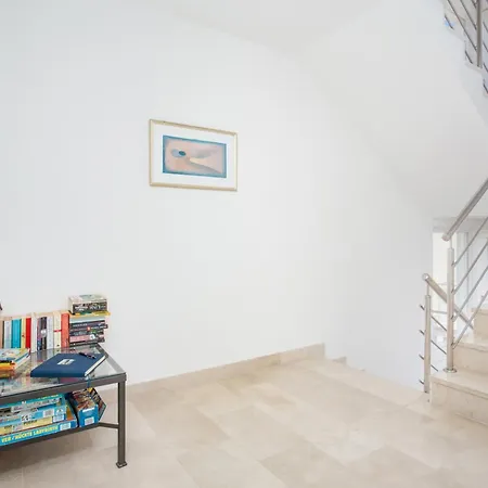 Razanj 15998c Rogoznica (Sibenik-Knin)