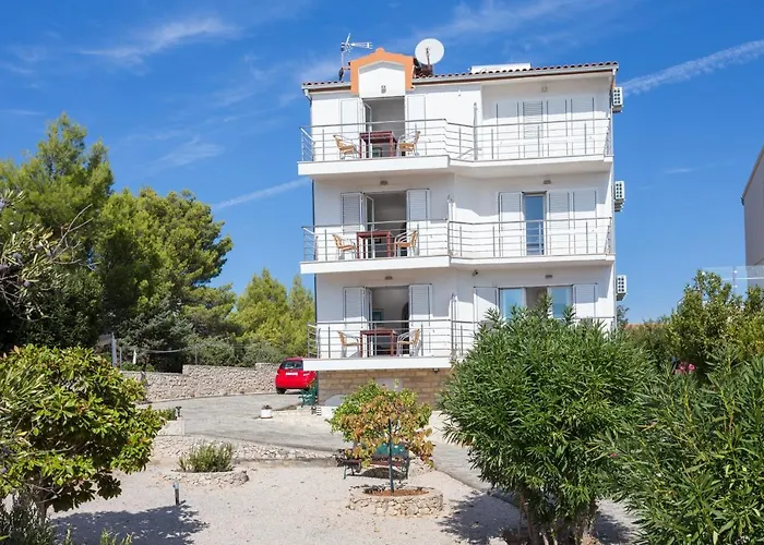 Razanj 15998c Appartement *