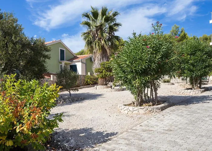 Razanj 15998c Appartement *